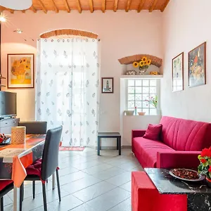https://piazza-sforzini-cozy-apartment-near-the-sea.it-tuscanyhotel.com