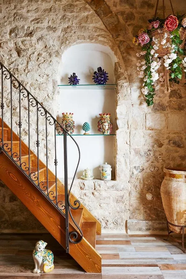 Les Petites Maisons D'Elise Scicli Appartamento